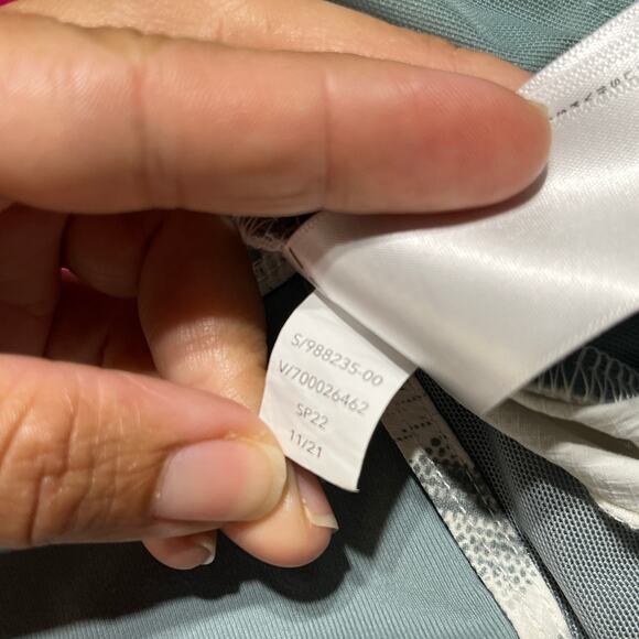 Athleta Women's Trekkie North Short with Pockets Green White Floral Lace Size 22 - Picture 7 of 10